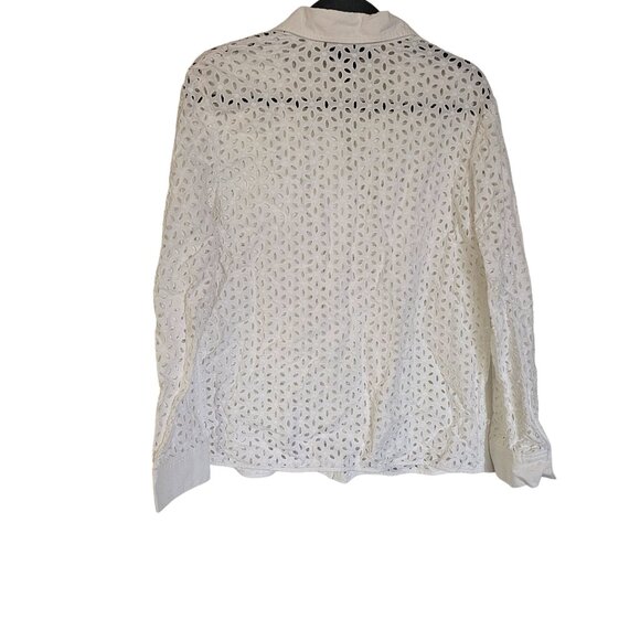 Susan Graver eyelet floral Button Down blouse size Medium White - Picture 2 of 7